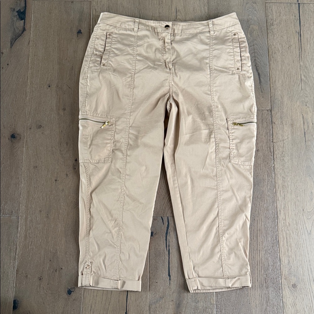 Chico's Light Beige Capri Pants